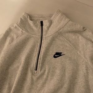 Nike Women’s Plus Size Quarter Zip